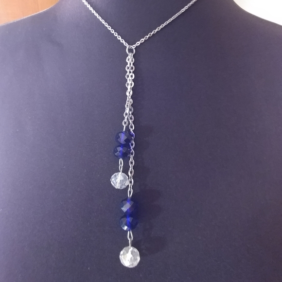 Handmade necklace with Clear and Saphire Crystals. - Picture 1 of 1